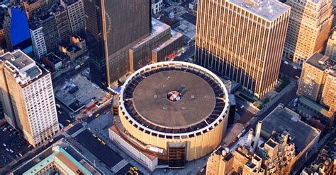 Hotels Close to Madison Square Garden in Manhattan .